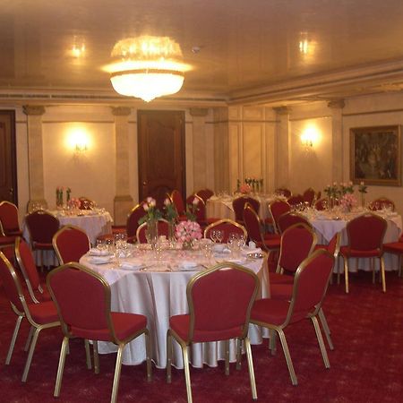 Promenade Hotel Zalqa Esterno foto